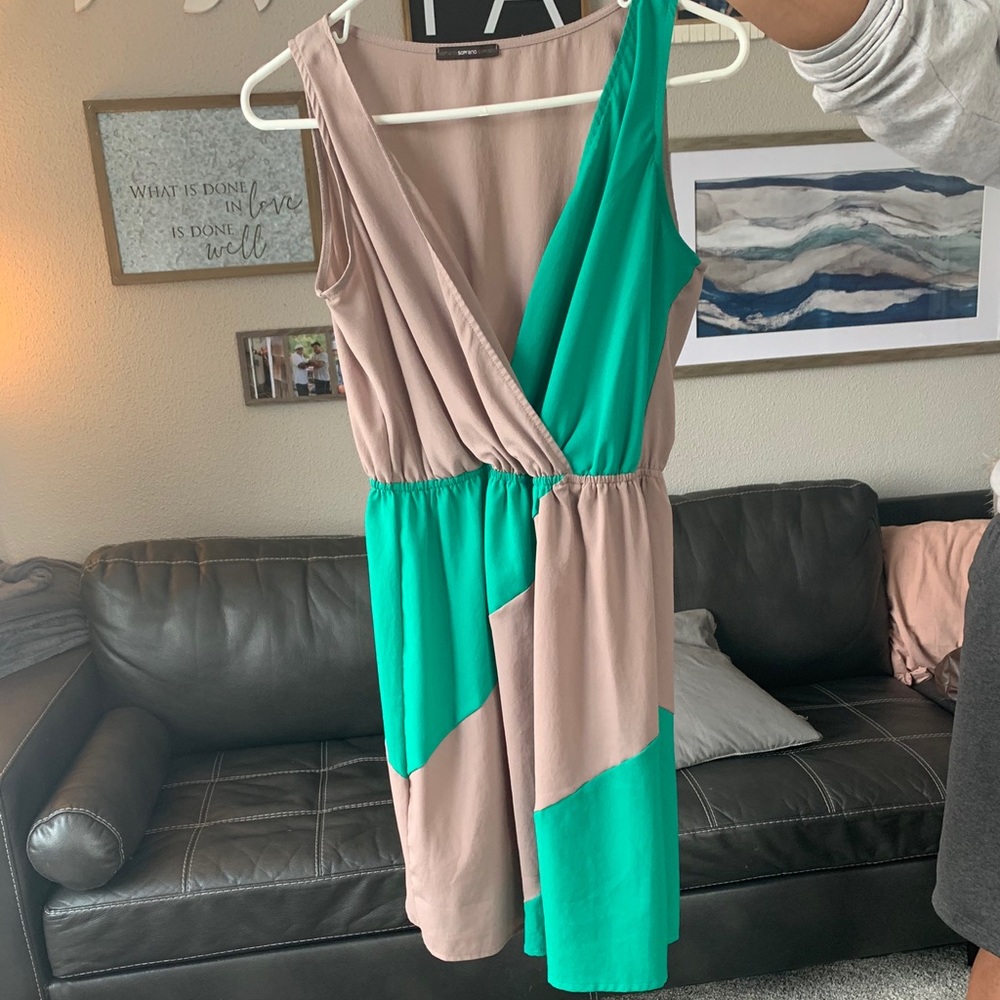 Soprano Sleeveless Dress